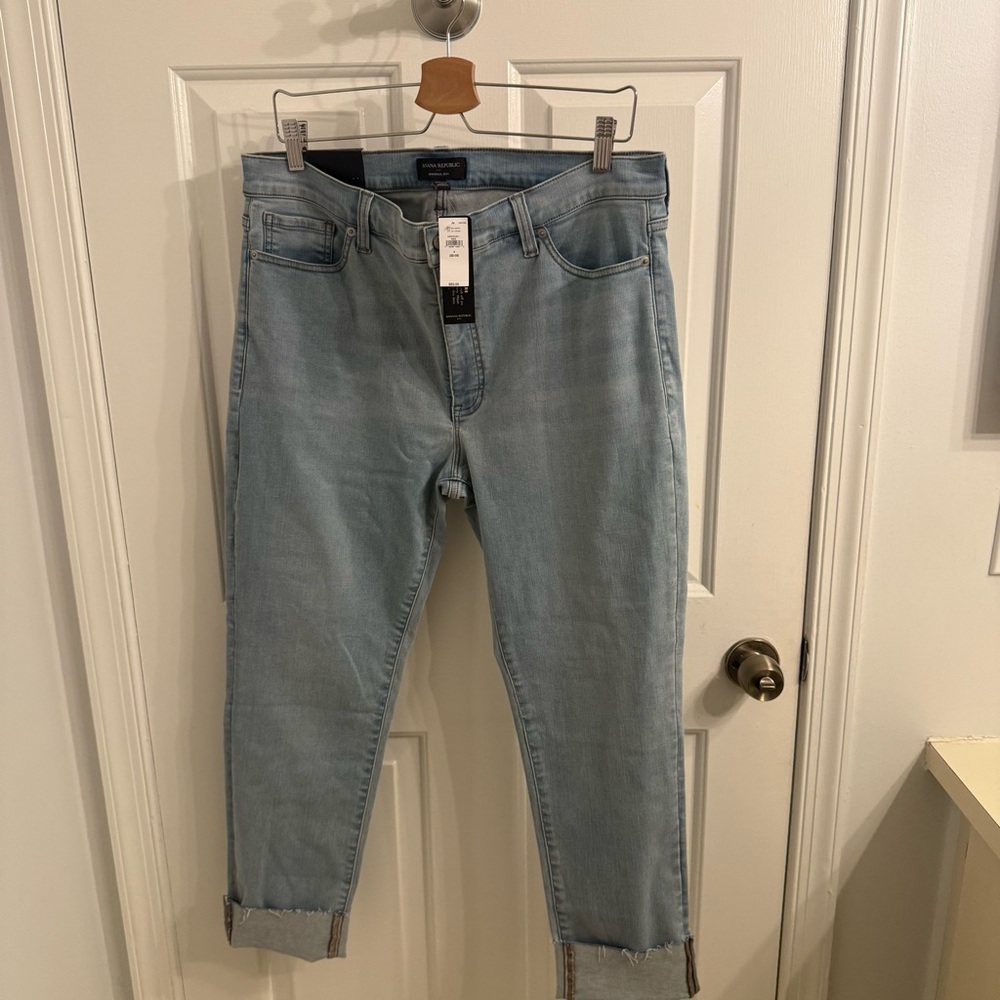 New! Banana Republic Universal Skinny Jeans in Light Blue